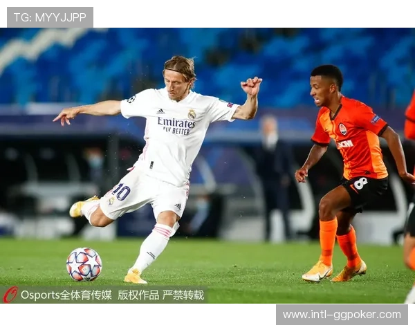 莫德里奇批评维尼修斯防守态度 引发热议与讨论 莫德里奇批评维尼修斯防守态度 引发热议与讨论